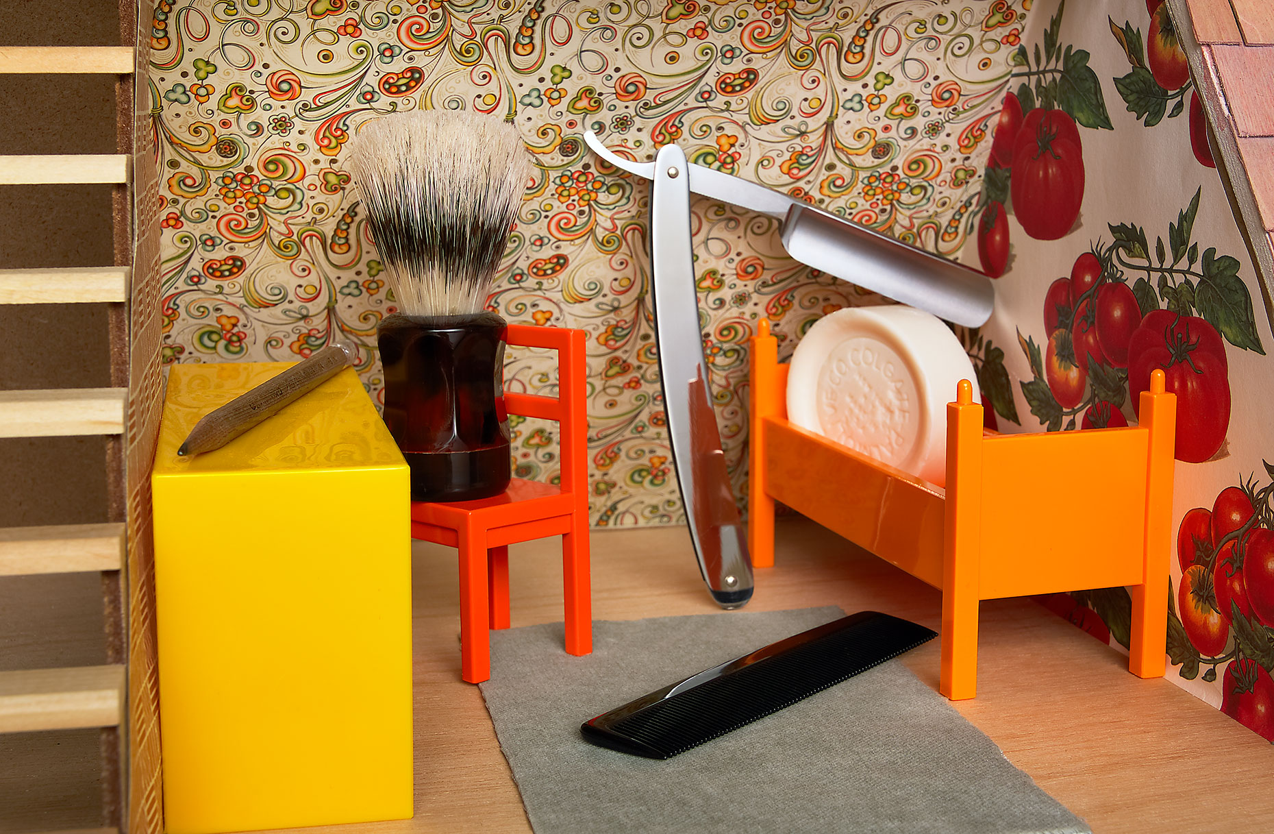 Shaving-Doll-House